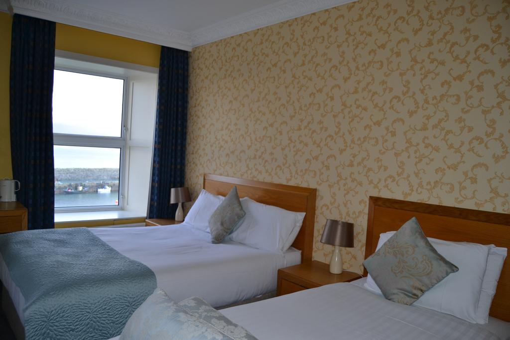 The Beach Hotel Mullaghmore Room photo
