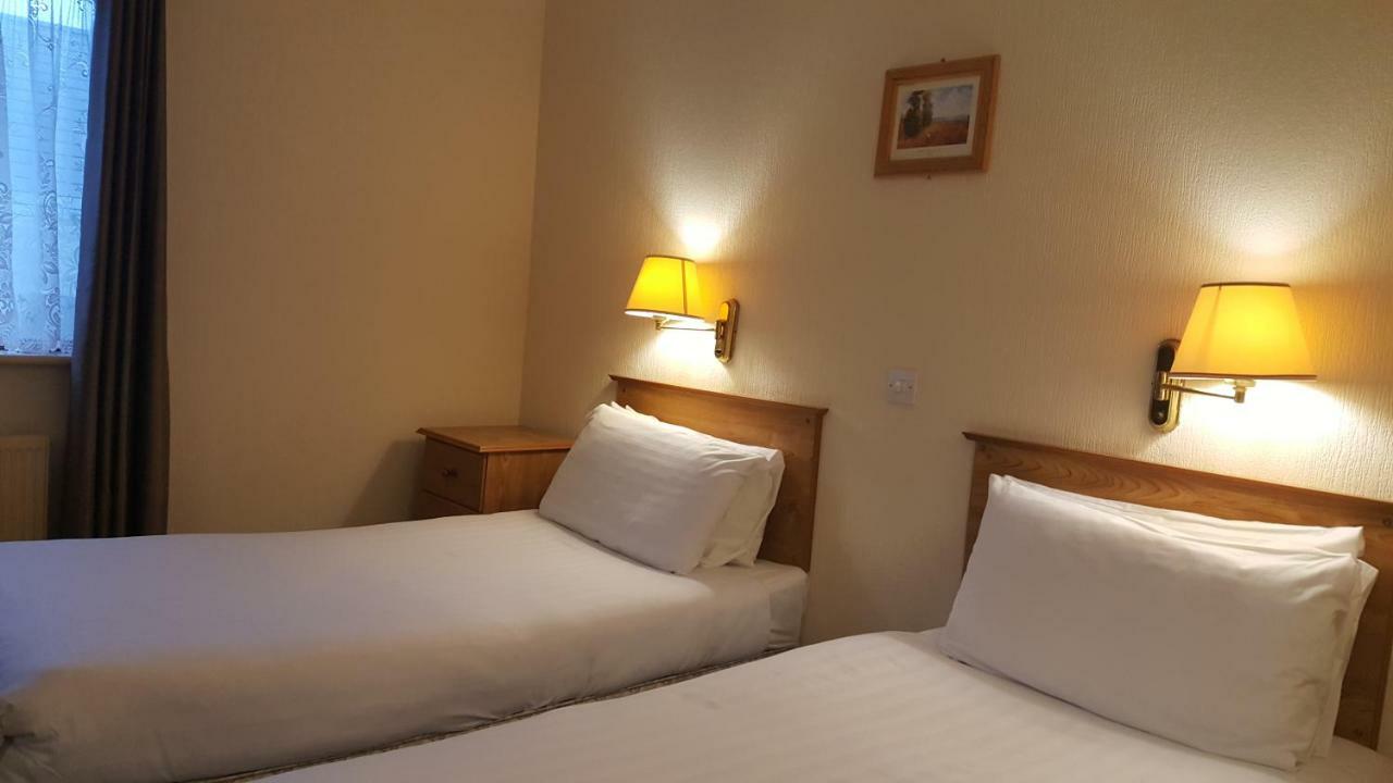 The Beach Hotel Mullaghmore Exterior photo